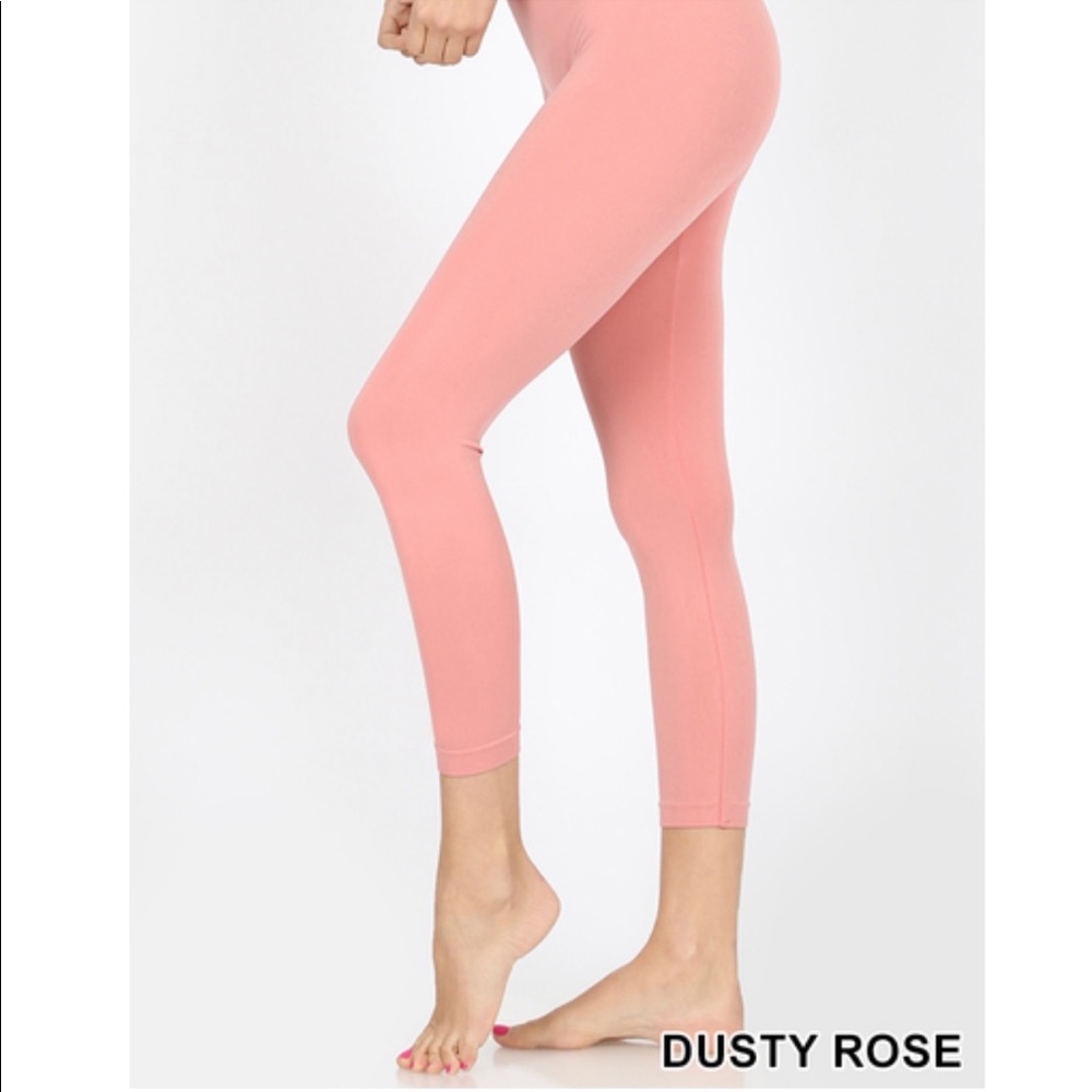 Classic Seamless Capri Leggings